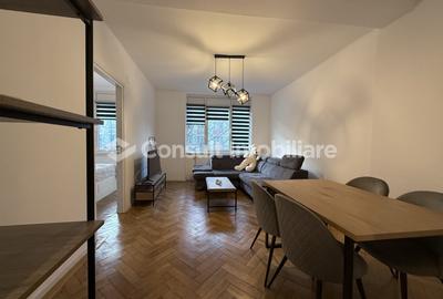 Apartament cu 2 camere semidecomandat în Central