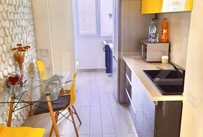 Apartament cu 3 camere decomandat în Decebal