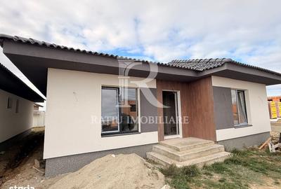 Casă cu 3 camere în Cihei