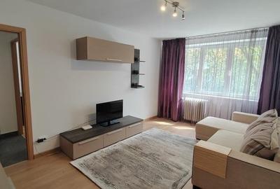 Apartament cu 2 camere semidecomandat, mobilat în Baba Novac