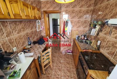 Apartament cu 3 camere decomandat în Câmpina - 8