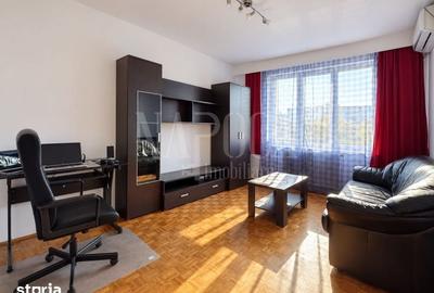 Apartament cu 2 camere decomandat în Central