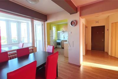 Apartament cu 4 camere decomandat în Circumvalațiunii