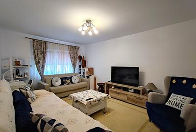 Apartament cu 2 camere decomandat în Faleza Nord