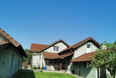 Casă cu 4 camere cu Teren 210 Mp în Halmeu