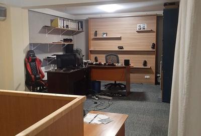 Casă cu 7 camere cu Teren 800 Mp în Dragomirești-Vale - 2