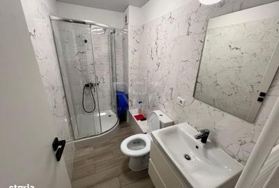 Apartament cu 2 camere decomandat în Titan