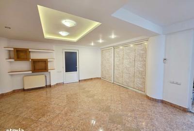 Spațiu comercial, de 50 mp, în Ultracentral - 3