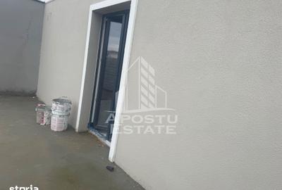 Casă cu 5 camere cu Teren 277 Mp în Ghiroda