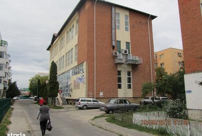 Spațiu comercial, de 1,547 mp, în Central