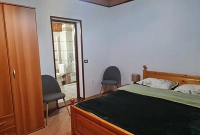 Casă cu 6 camere cu Teren 1000 Mp în Marga - 3