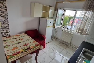 Garsonieră decomandată în Exterior Vest