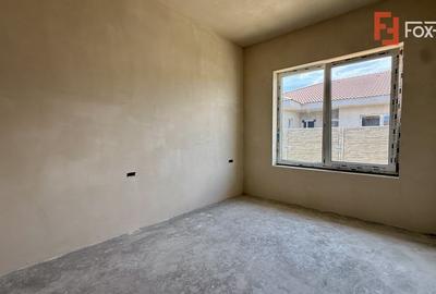 Duplex cu 3 camere cu Canalizare în Moșnița Nouă - 8