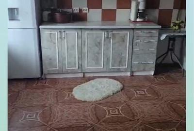 Casă cu 3 camere în Glina