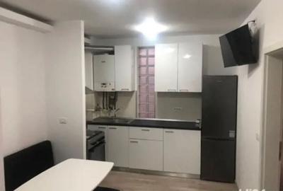Apartament cu 2 camere nedecomandat în Central