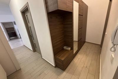 Apartament cu 2 camere semidecomandat în Păcii