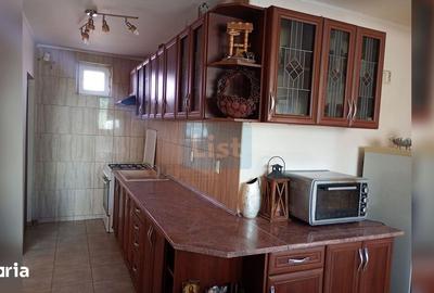 Casă cu 6 camere cu Teren 1000 Mp în Vădeni - 5