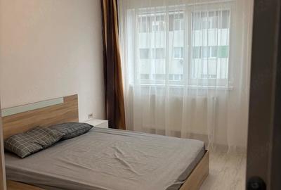 Apartament cu 2 camere decomandat în Exterior Vest