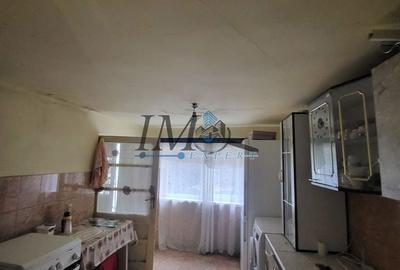 Casă cu 4 camere cu Teren 1237 Mp în Ciugud - 1