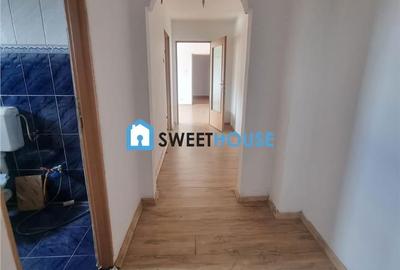Apartament cu 3 camere semidecomandat în Central - 2