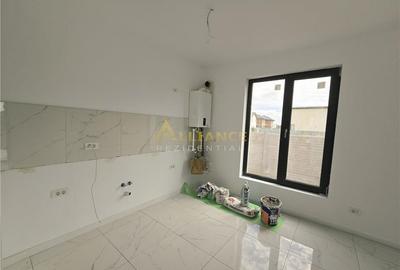 Casă cu 4 camere cu Teren 300 Mp în Berceni - 3