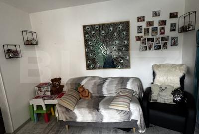 Apartament cu 2 camere semidecomandat, mobilat în Rovinari