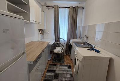 Apartament cu 4 camere în Progresul