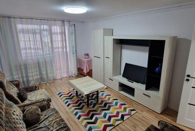 Apartament cu 2 camere decomandat în Zahana