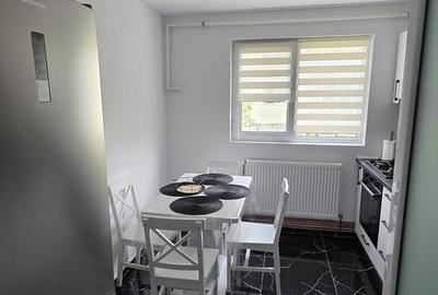 Apartament cu 3 camere semidecomandat în Central - 11