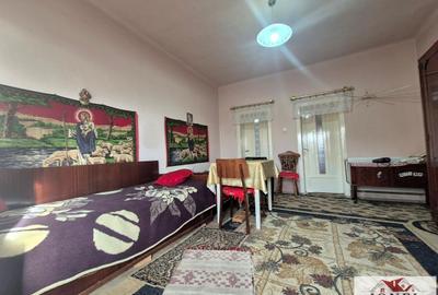 Casă individuală cu 3 camere cu Canalizare în Unirea - 6
