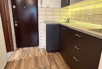 Garsonieră semidecomandată în Central - 1
