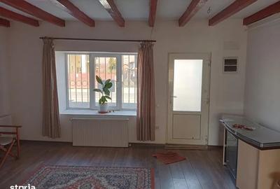 Apartament cu 2 camere în Florești