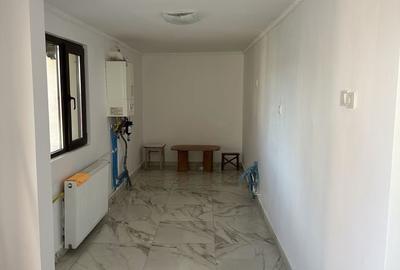 Casă cu 2 camere în Câlnic - 3