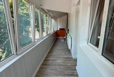 Apartament cu 3 camere decomandat, mobilat în Tomis II - 2