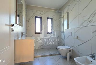 Casă cu 4 camere cu Canalizare în Moșnița Nouă - 1