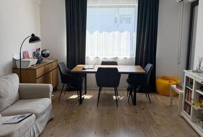 Apartament cu 3 camere semidecomandat, mobilat în Băneasa - 1
