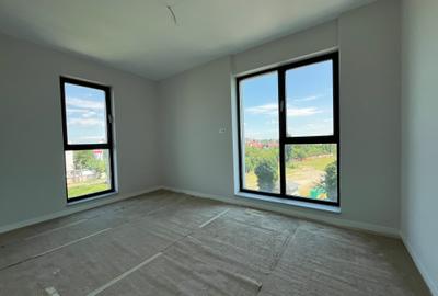 Apartament cu 3 camere decomandat în P-ta Presei Libere