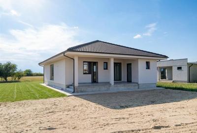 Casă cu 4 camere cu Teren 500 Mp în Sântandrei