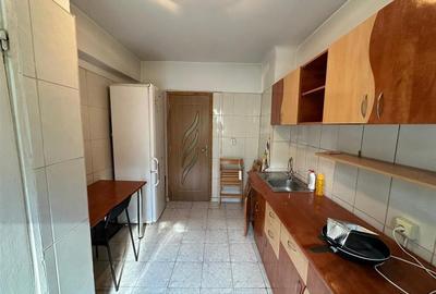 Apartament cu 3 camere decomandat în Malu Roșu - 7