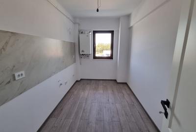 Garsonieră decomandată în Bucium - 3