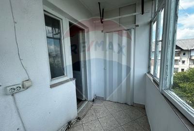 Apartament cu 3 camere decomandat în Bogdan Vodă - 15