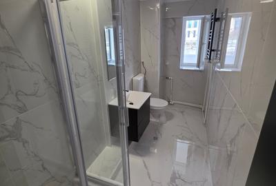 Apartament cu 3 camere decomandat în P-ța Unirii - 4