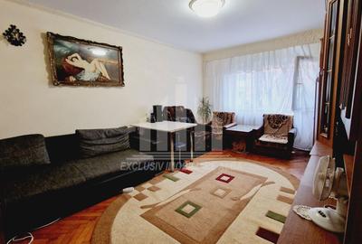 Apartament cu 3 camere decomandat, mobilat în Ampoi 3