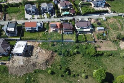 Teren Construcții intravilan de 823 mp, în Feleacu - 1