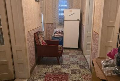 Casă cu 3 camere în Botiz