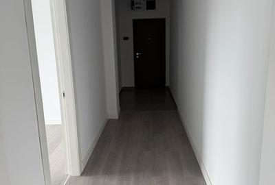 Apartament cu 3 camere decomandat în Fundeni