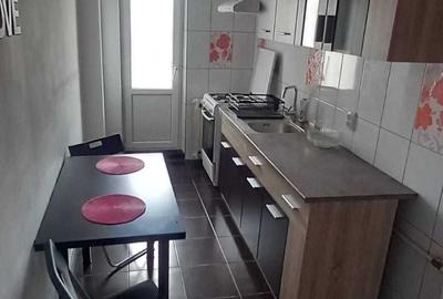 Garsonieră decomandată în Costin Georgian - 2