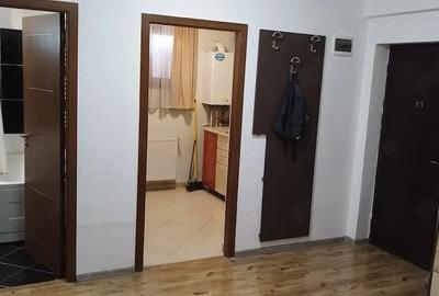 Garsonieră decomandată, mobilată în 1 Mai