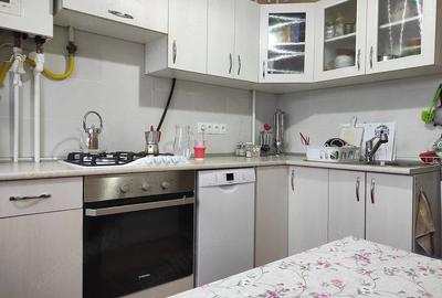 Apartament cu 2 camere decomandat în Dâmbovița