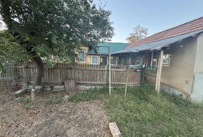 Casă cu 4 camere în Padina